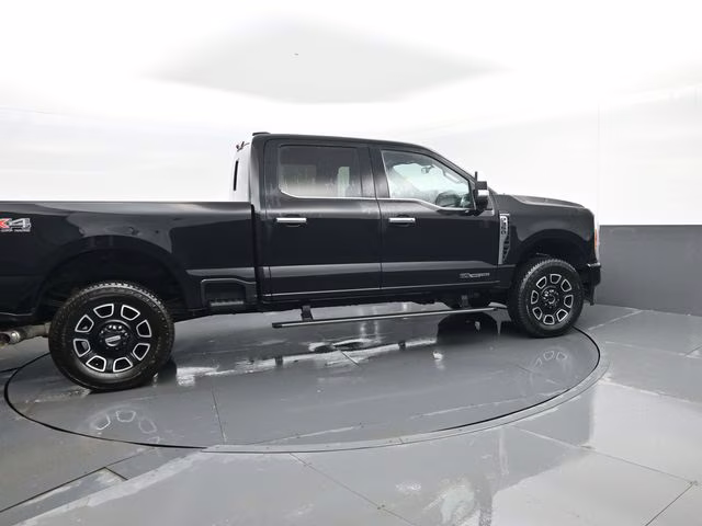 2023 Black Ford Super Duty F-350 SRW Platinum 4X4 Truck