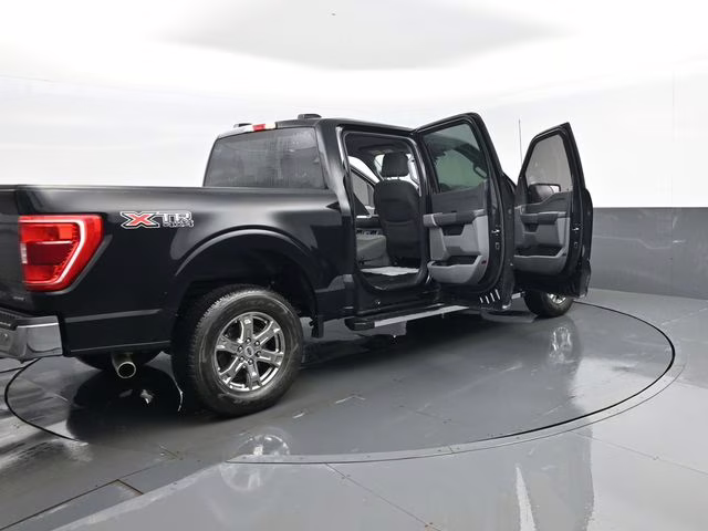 2023 Black Ford F-150 XLT 4X4 Truck