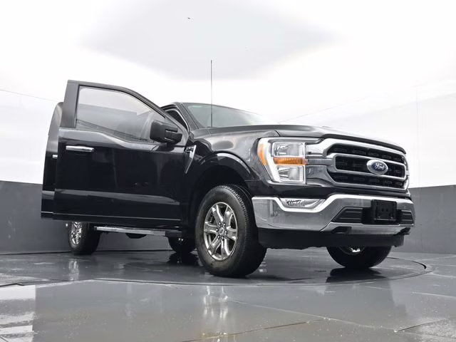 2023 Black Ford F-150 XLT 4X4 Truck