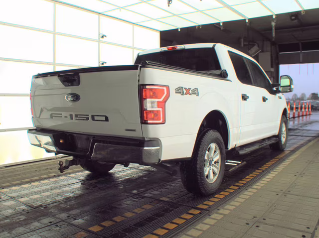 2018 Oxford White Ford F-150 XLT 4X4 Truck