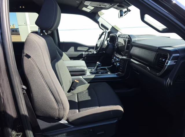 2023 Agate Black Metallic Ford F-150 XLT 4X4 Truck