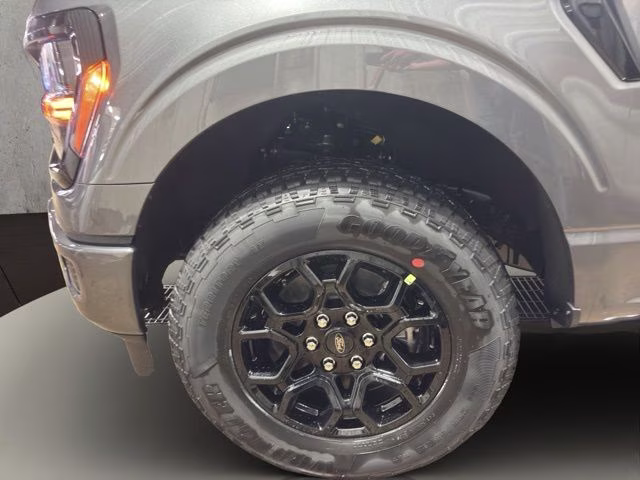 2026 Carbonized Gray Metallic Ford F-150 XLT Black Appearance 4X4 Truck