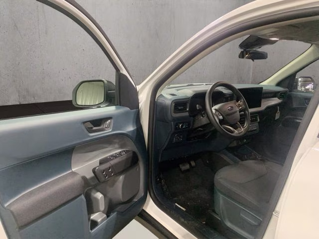 2026 Oxford White Ford Maverick XL AWD Truck