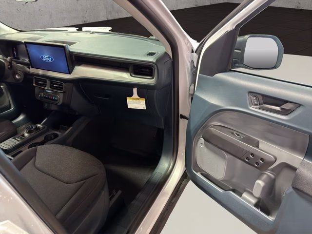 2026 Oxford White Ford Maverick XL AWD Truck