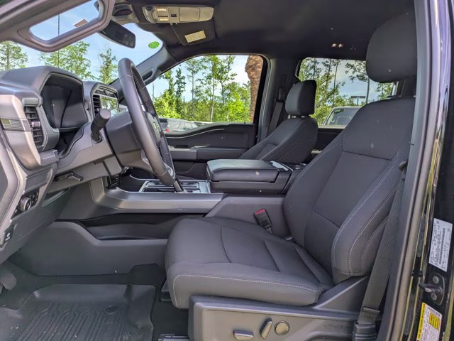 2025 Black Metallic Ford F-150 XLT 4X4 Truck