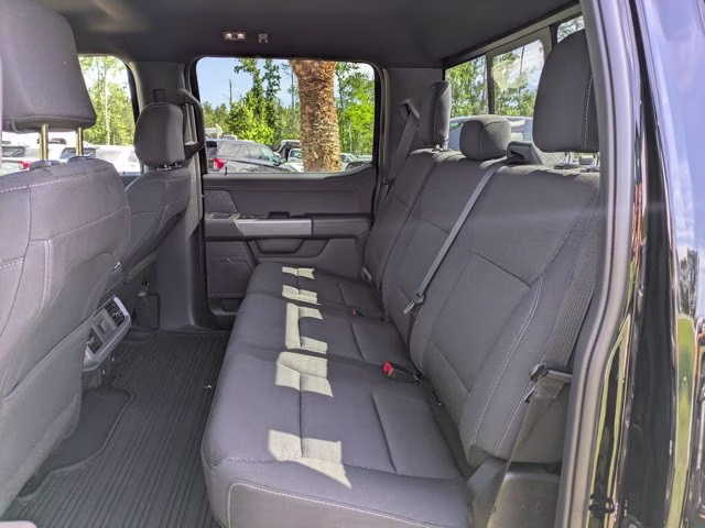 2025 Black Metallic Ford F-150 XLT 4X4 Truck