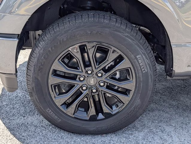 2025 Gray Metallic Ford F-150 XLT 4X4 Truck
