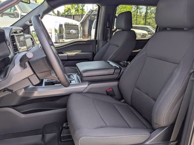 2025 Silver Metallic Ford F-150 XLT 4X4 Truck