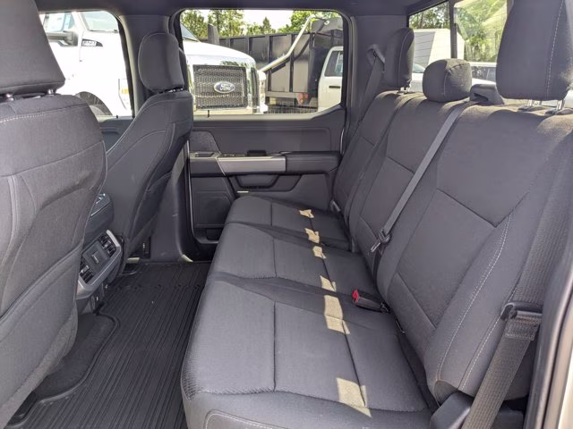 2025 Silver Metallic Ford F-150 XLT 4X4 Truck