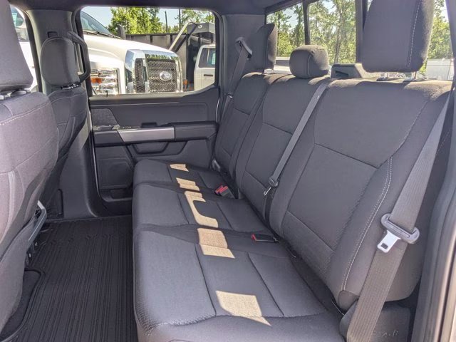 2025 Silver Metallic Ford F-150 XLT 4X4 Truck