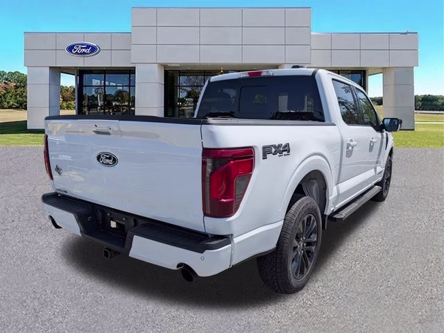 2025 Oxford White Ford F-150 XLT 4X4 Truck