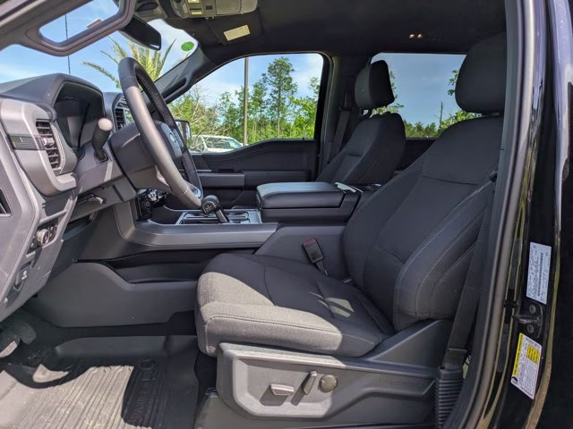 2025 Black Metallic Ford F-150 XLT 4X4 Truck
