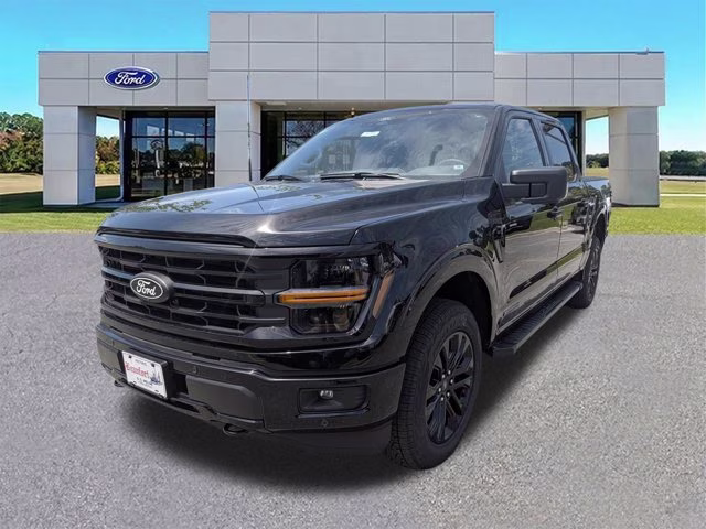 2025 Black Metallic Ford F-150 XLT 4X4 Truck