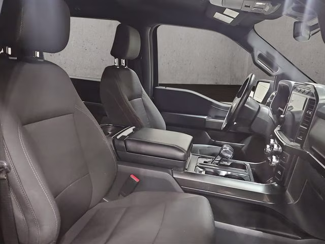2023 Agate Black Metallic Ford F-150 XLT 4X4 Truck