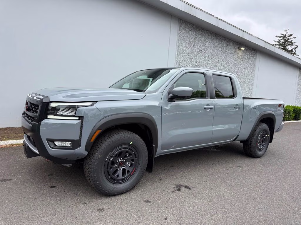 2026 Boulder Gray Pearl Nissan Frontier PRO-4X 4X4 Truck