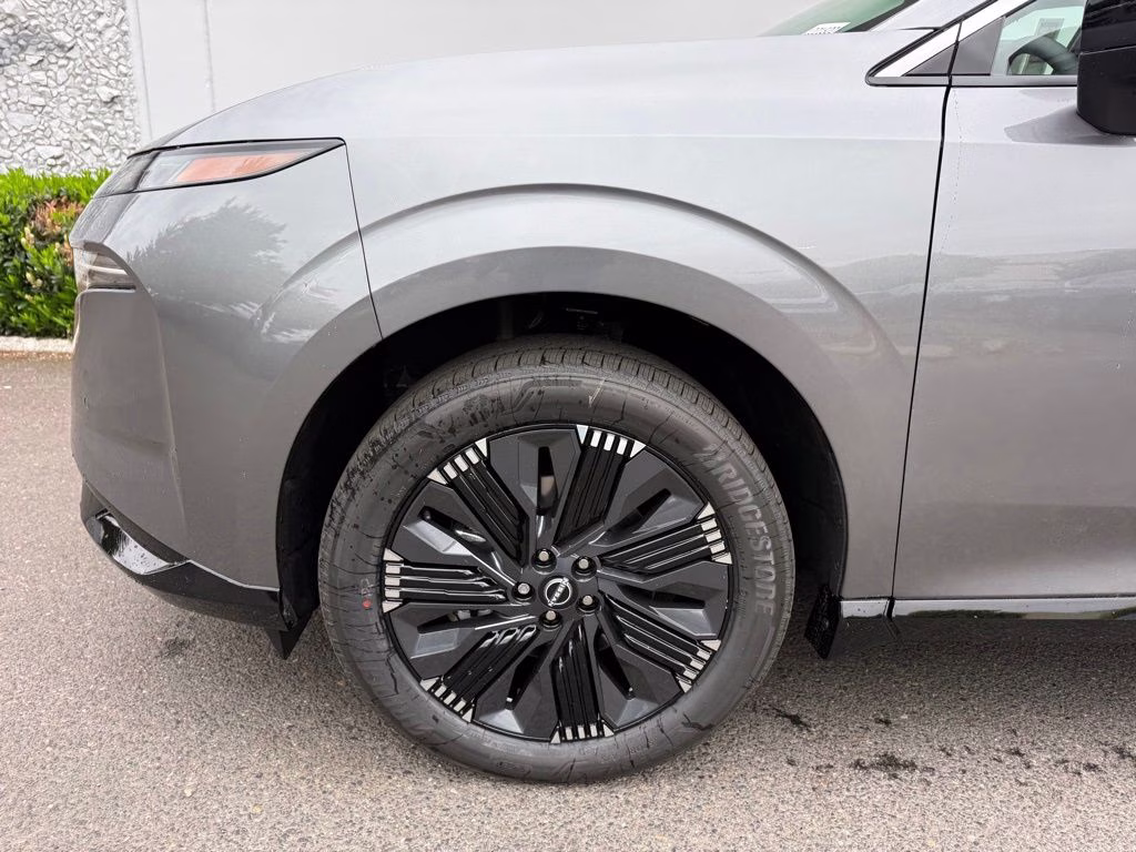 2026 Gun Metallic Nissan Murano Platinum AWD SUV