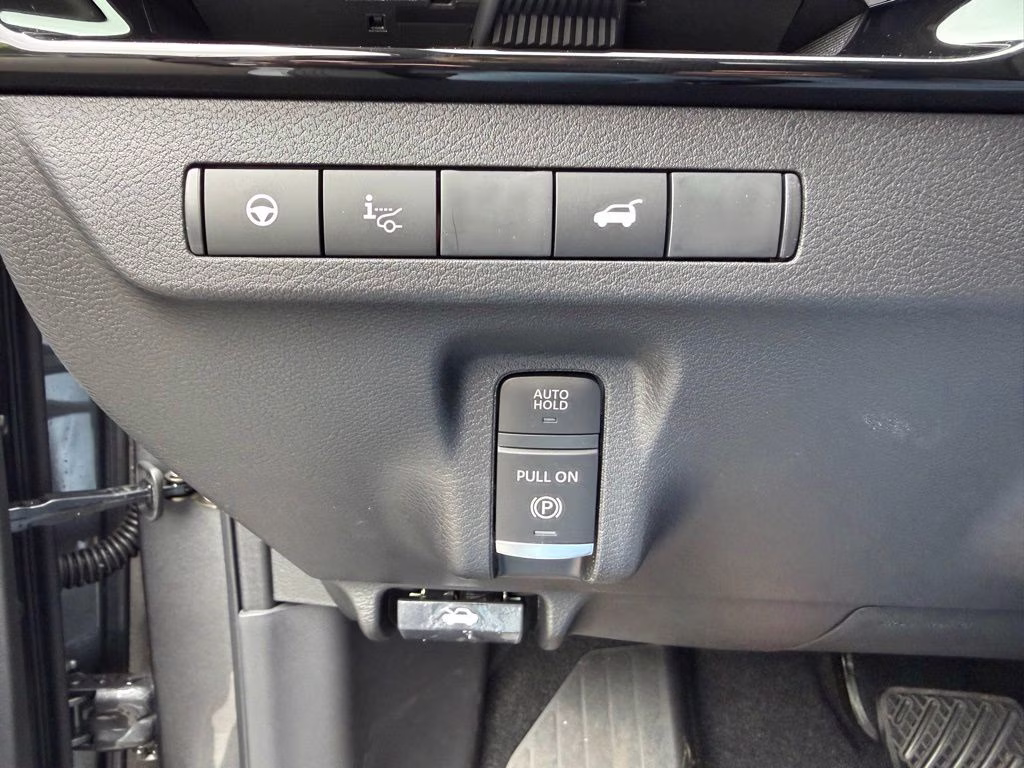 2026 Gun Metallic Nissan Murano Platinum AWD SUV