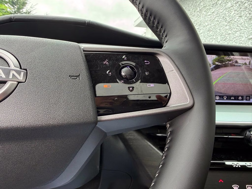 2026 Gun Metallic Nissan Murano Platinum AWD SUV