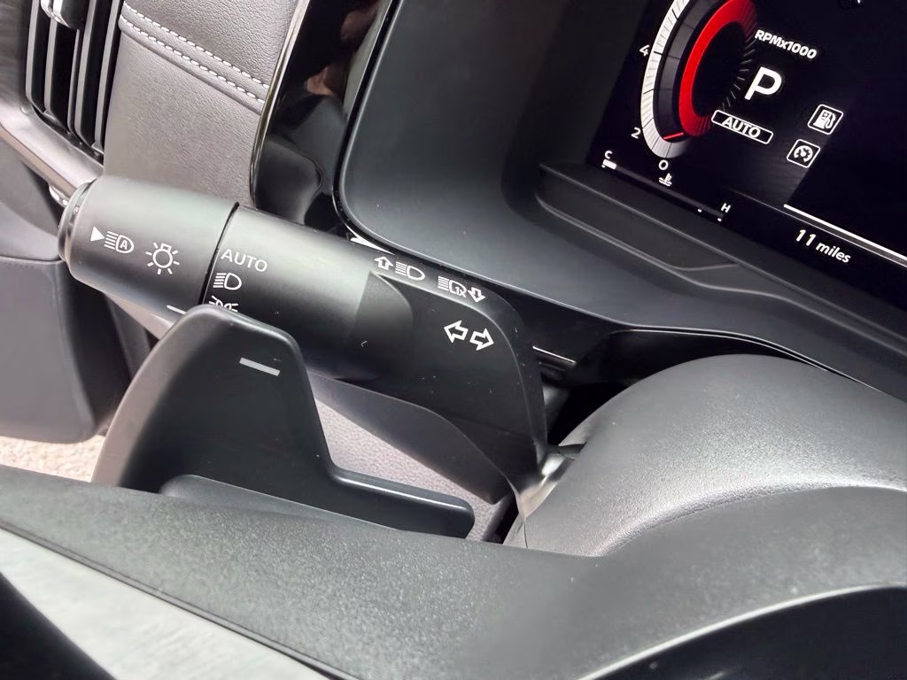 2026 Super Black Nissan Pathfinder Platinum 4X4 SUV