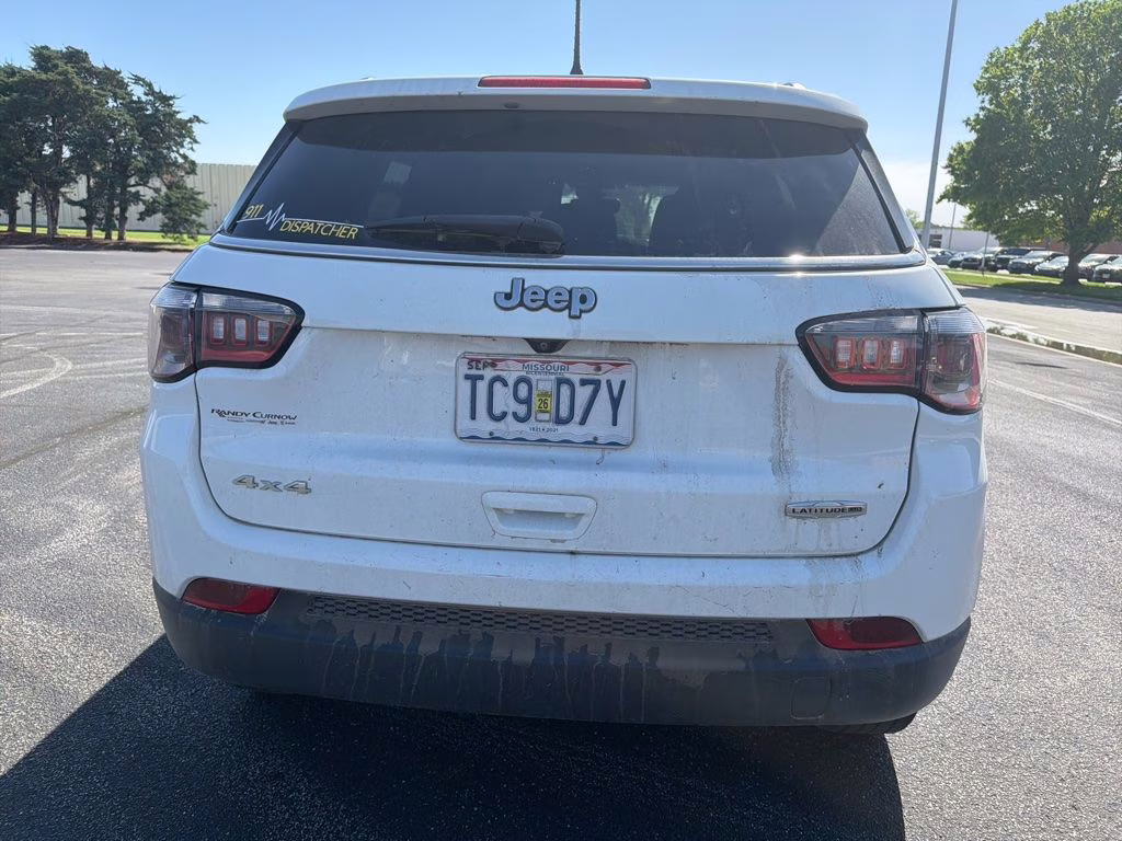 2022 Bright White Clearcoat Jeep Compass Latitude Lux 4X4 SUV