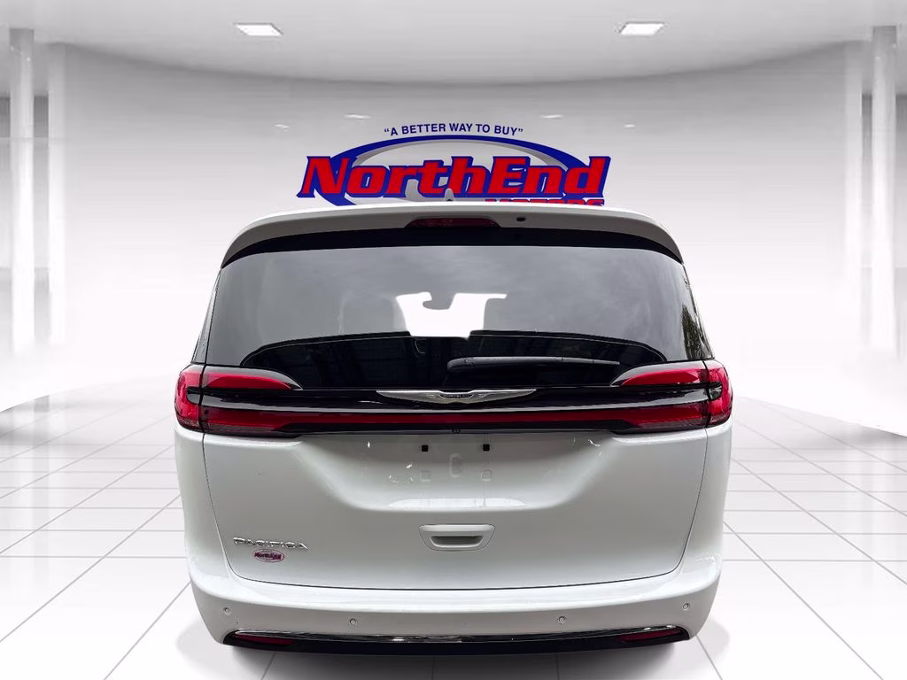 2024 Bright White Clearcoat Chrysler Pacifica Touring L FWD Van