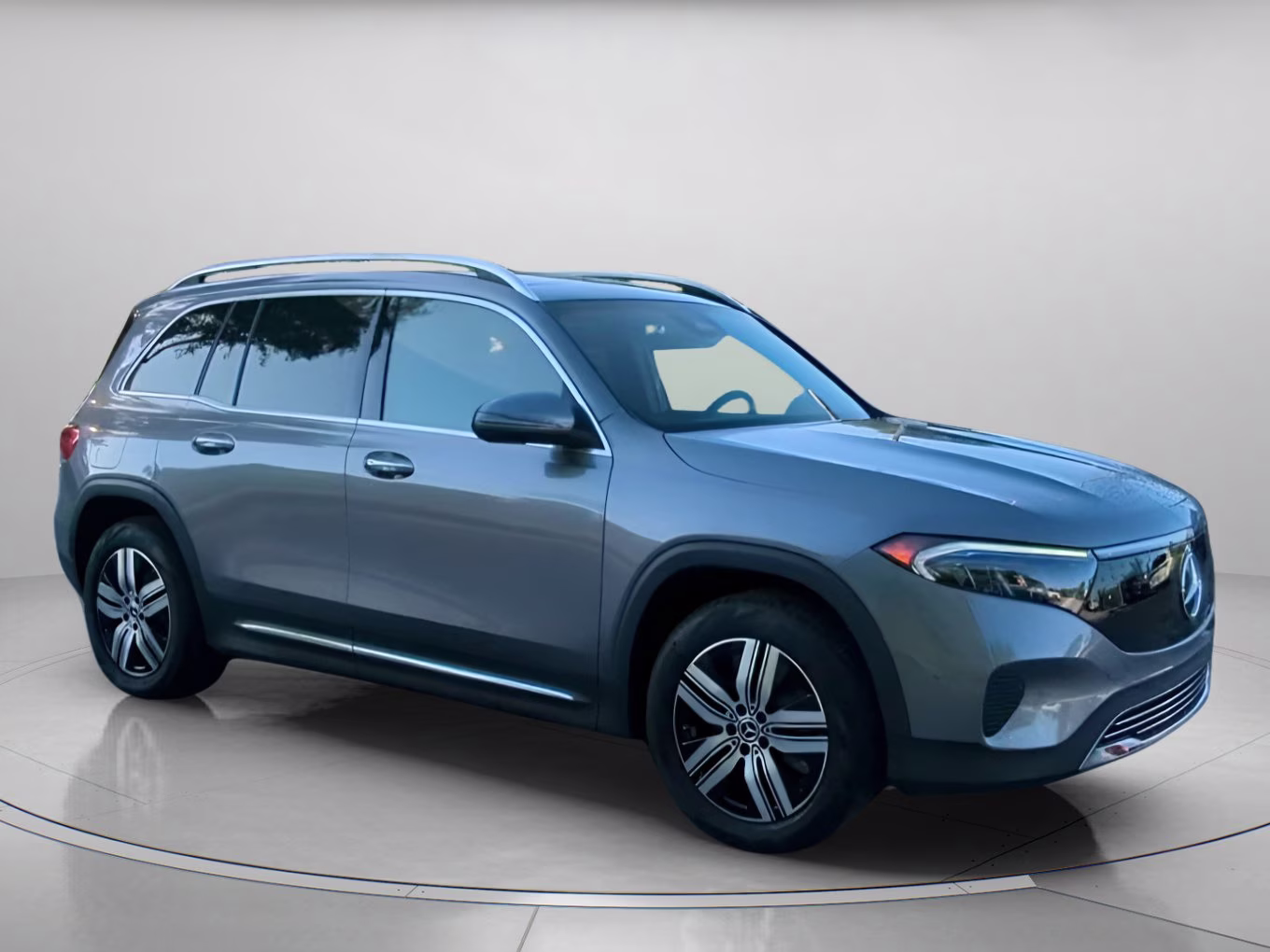 2025 Mountain Gray Metallic Mercedes-Benz EQB EQB 300 AWD SUV
