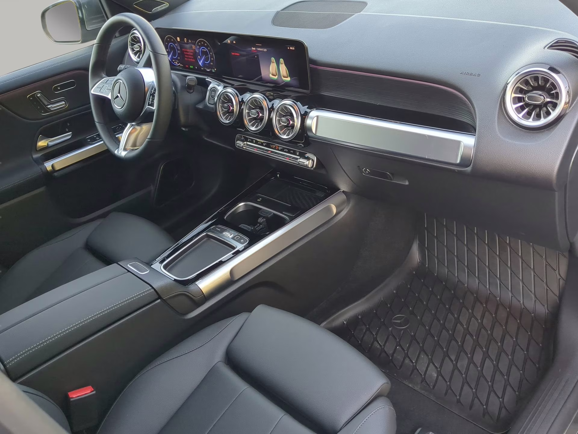 2025 Mountain Gray Metallic Mercedes-Benz EQB EQB 300 AWD SUV