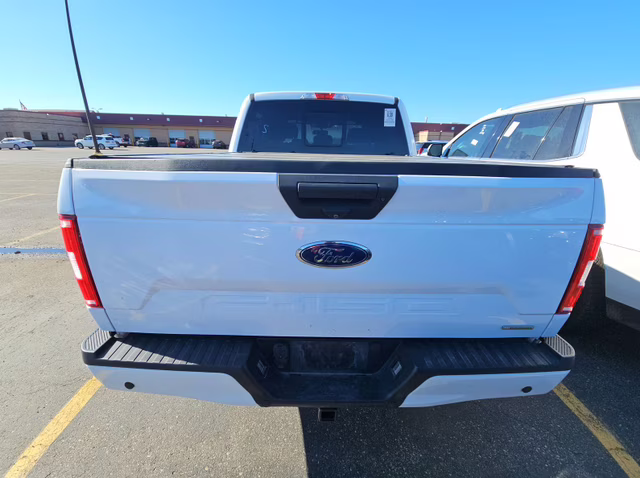 2020 Oxford White Ford F-150 XLT 4X4 Truck