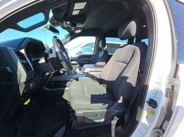 2020 Oxford White Ford F-150 XLT 4X4 Truck