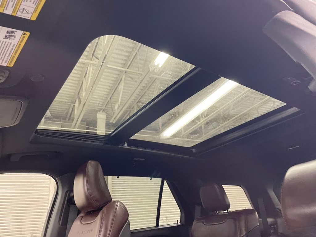 2020 Magnetic Metallic Ford Explorer Platinum 4X4 SUV