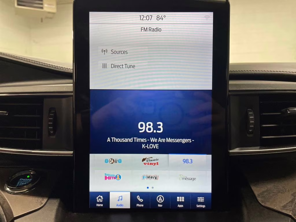 2020 Magnetic Metallic Ford Explorer Platinum 4X4 SUV