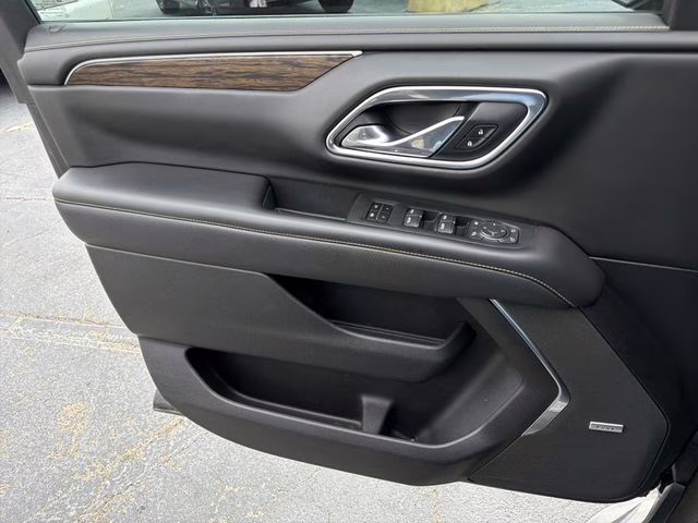 2021 Graywood Metallic Chevrolet Suburban Premier RWD SUV