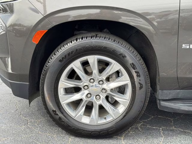 2021 Graywood Metallic Chevrolet Suburban Premier RWD SUV