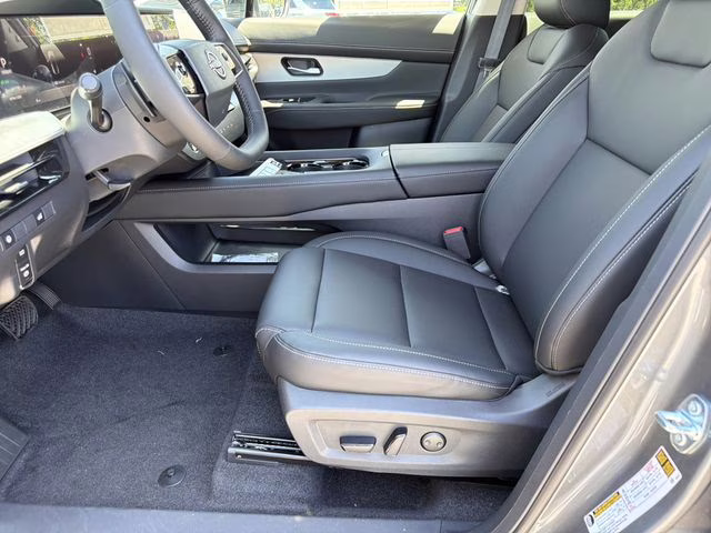 2026 Gun Metallic Nissan Murano SL AWD SUV