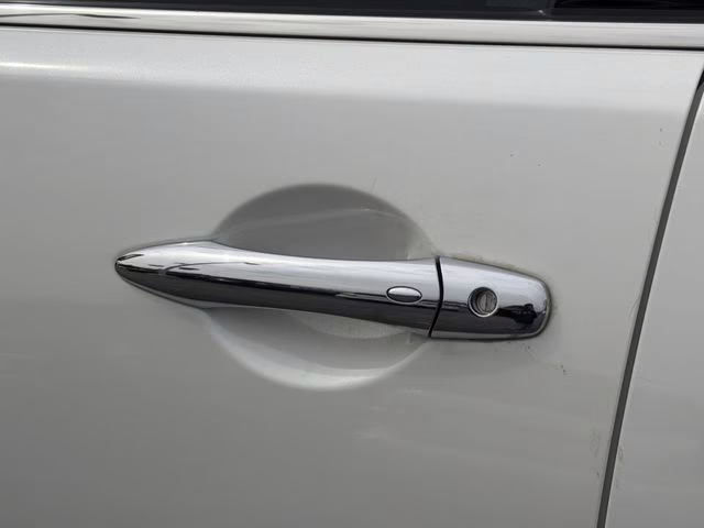 2021 Aspen White Tricoat Nissan Armada SL RWD SUV