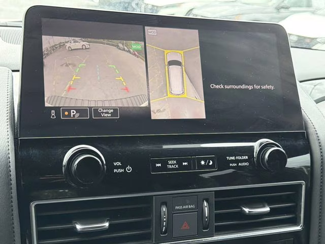 2021 Aspen White Tricoat Nissan Armada SL RWD SUV