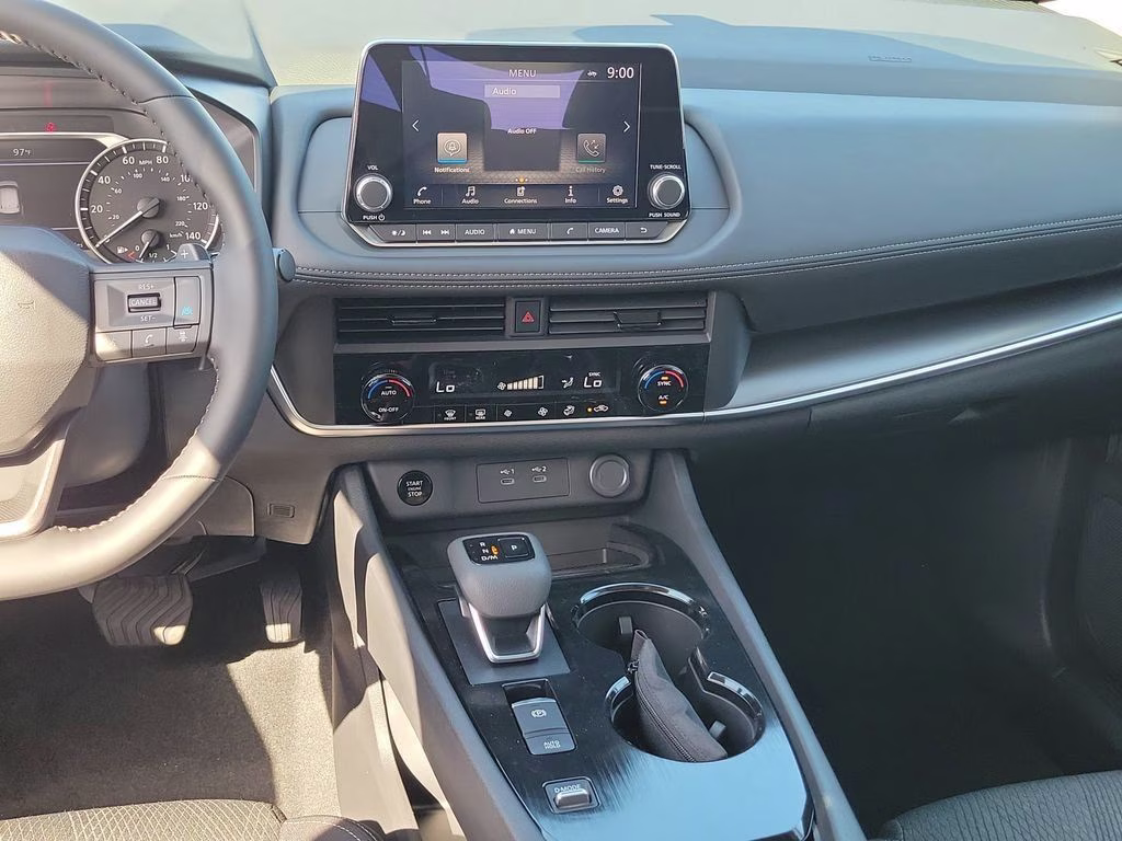 2026 Everest White Pearl Tricoat Nissan Rogue SV FWD SUV