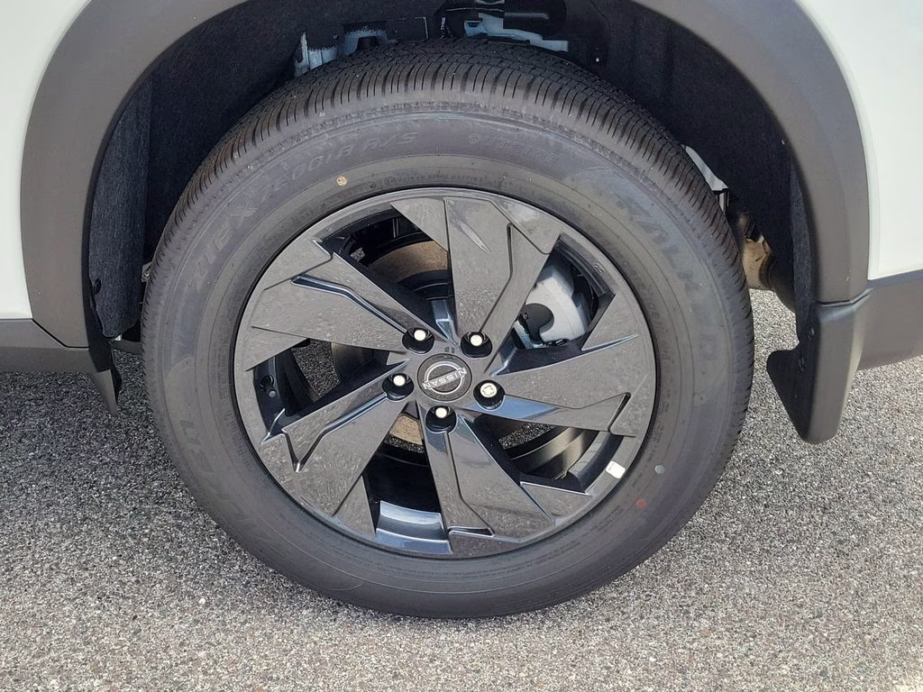 2026 Everest White Pearl Tricoat Nissan Rogue SV FWD SUV