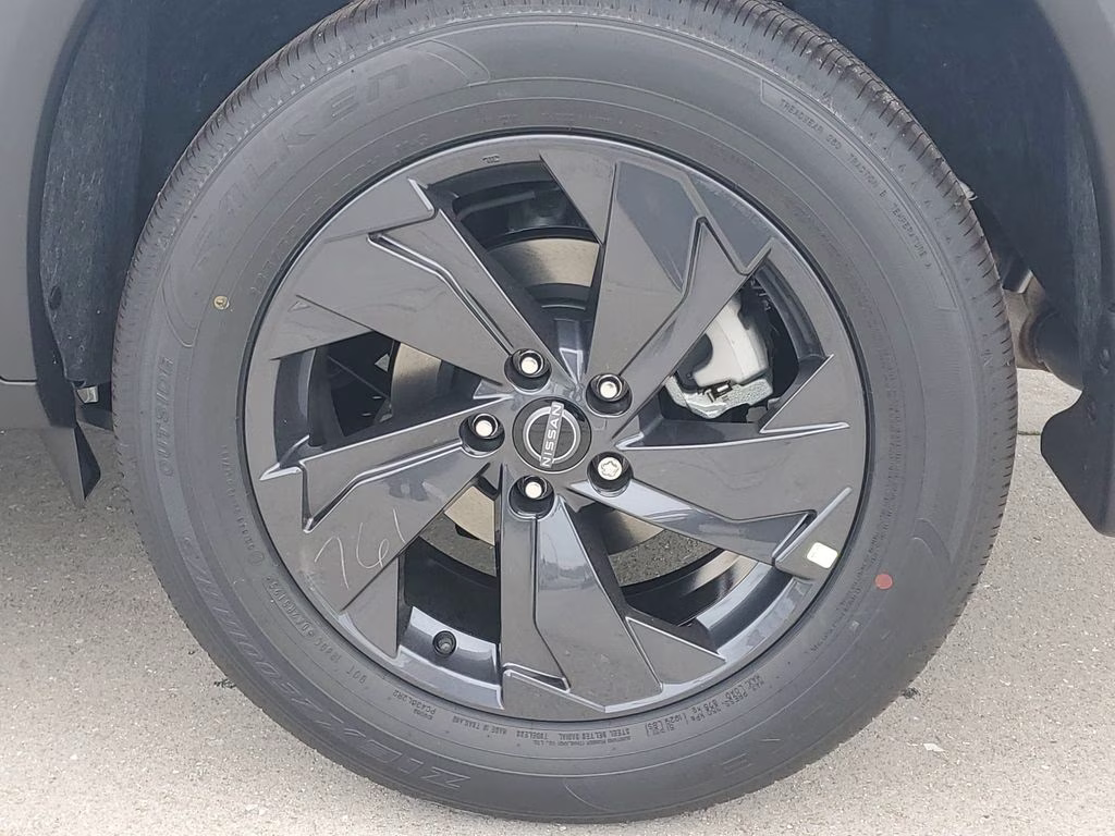2026 Everest White Pearl Tricoat Nissan Rogue SV FWD SUV