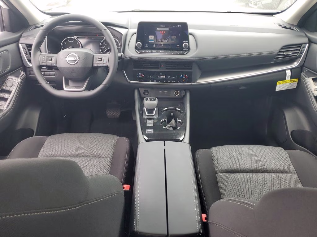 2026 Everest White Pearl Tricoat Nissan Rogue SV FWD SUV
