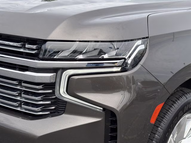 2021 Graywood Metallic Chevrolet Suburban Premier RWD SUV