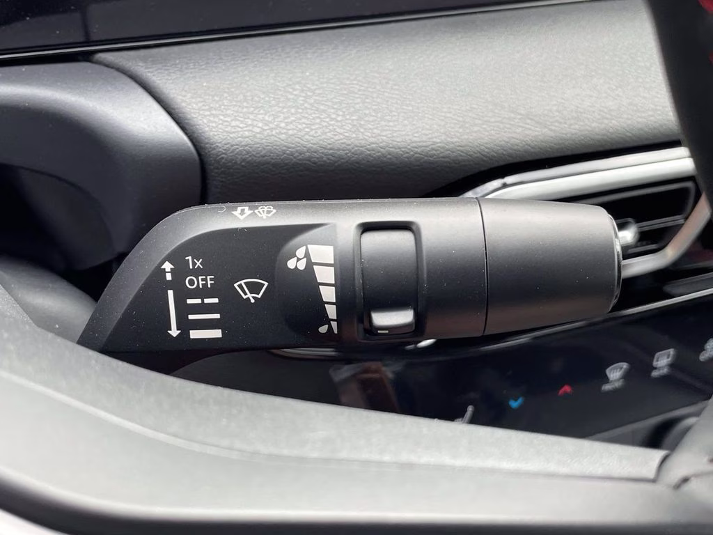 2026 Atlantic Gray/Super Black Nissan Sentra SR FWD Sedan