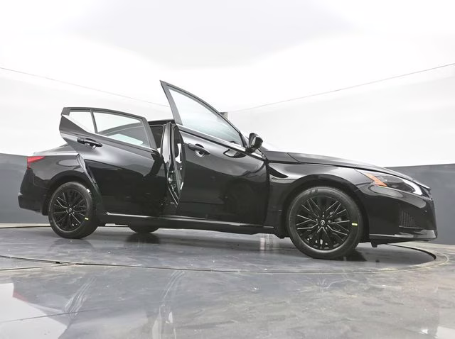 2026 Super Black Clearcoat Nissan Altima 2.5 SV FWD Sedan