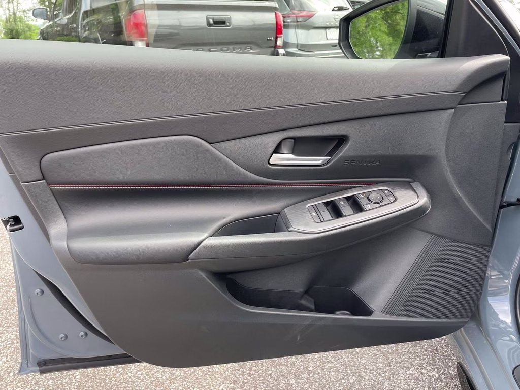 2026 Atlantic Gray/Super Black Nissan Sentra SR FWD Sedan