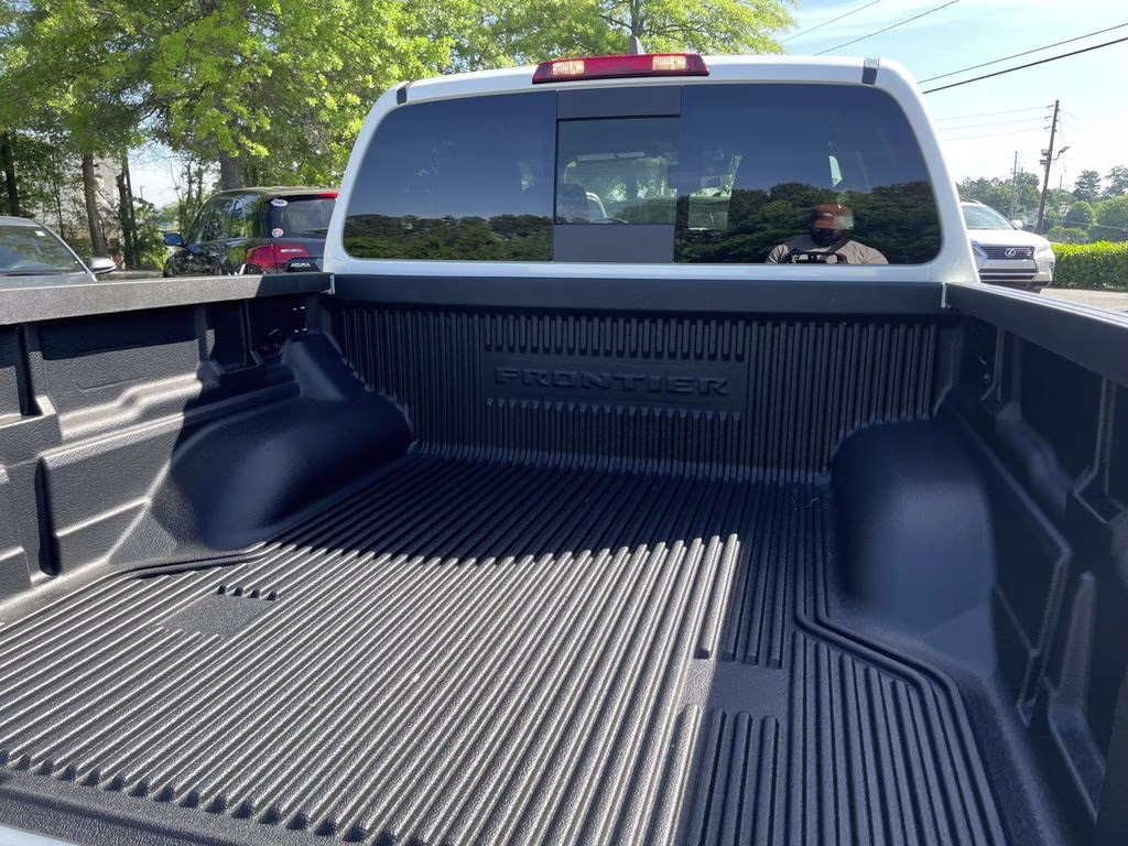 2026 Glacier White Nissan Frontier SV RWD Truck