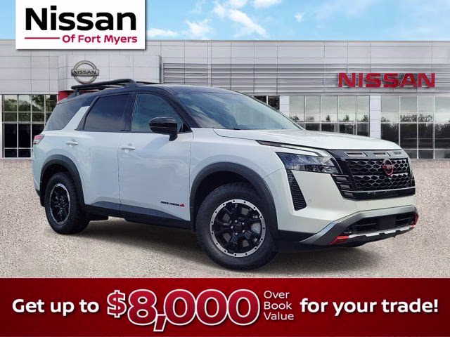 2026 Everest White Pearl/Black Nissan Pathfinder Rock Creek 4X4 SUV