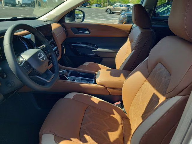 2026 Gun Metallic Nissan Pathfinder Platinum FWD SUV