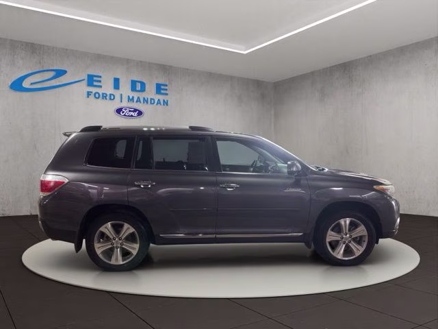 2012 Magnetic Gray Metallic Toyota Highlander Limited 4X4 SUV