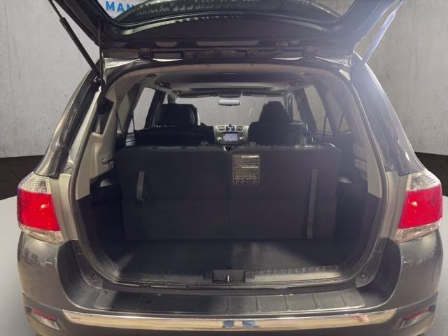 2012 Magnetic Gray Metallic Toyota Highlander Limited 4X4 SUV