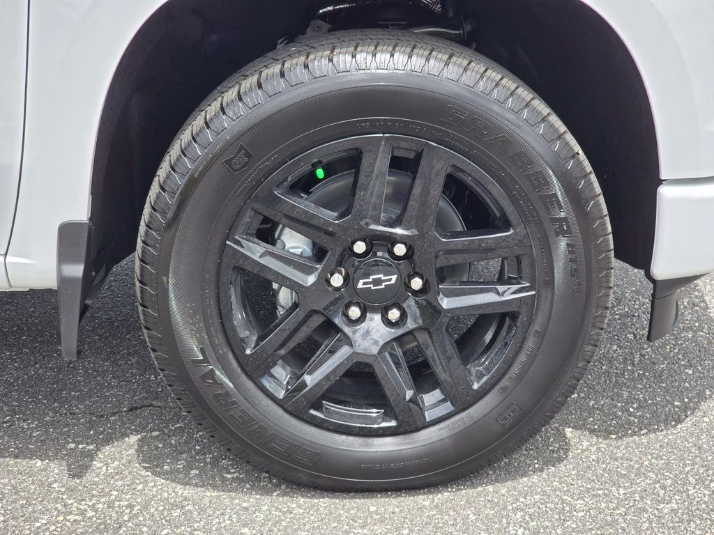 2026 Summit White Chevrolet Silverado 1500 RST 4X4 Truck